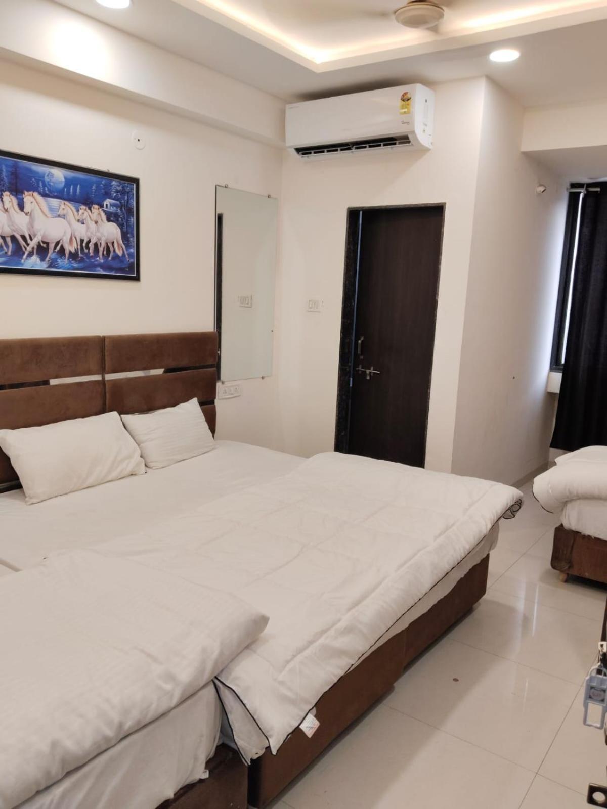 Hotel Kiwi Inn Vijaynagar Scheme 78 Indore Dış mekan fotoğraf